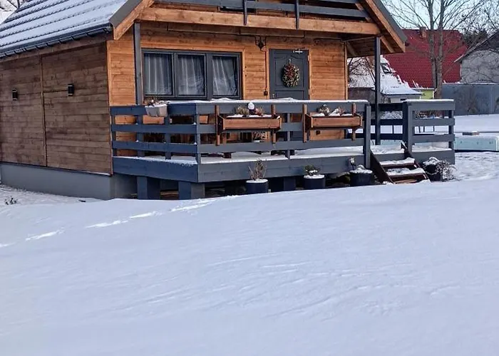 Domki Skitnica * Mirsk